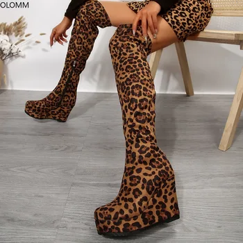 Леопардовые Разноцветные Ботфорты выше колена, Женская обувь на платформе и высоком каблуке с боковой молнией, новинка 2023 года