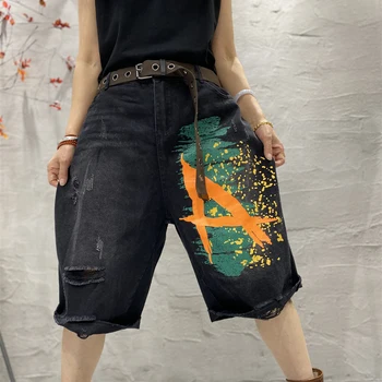 Лето 2022, Новый Художественный стиль, Женские Хлопчатобумажные джинсовые брюки длиной до колен, Винтажные Черные джинсы с дырками и свободным поясом C107